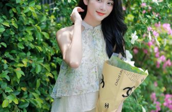 [🔑🇻🇳] WEdress – Cho thuê váy Vintage 🤝 Top1Rent 🔑  Yếm mới về cùng không khí mùa thu rộn ràng khắp nơi rùi, có ai thèm một bộ ảnh thơ thơ nhẹ nhàng như nè không ạ?
Các nàng nhắn , shares-0✔️ , likes-4❤️️ , date-2023-08-28 15:54:38🇻🇳🇻🇳🇻🇳📰🆕