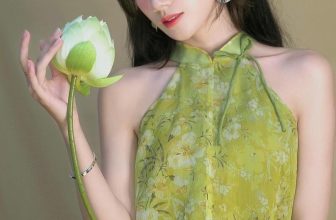 [🔑🇻🇳] WEdress – Cho thuê váy Vintage 🤝 Top1Rent 🔑  Yếm xinh cho các nàng thơ vẫn luôn sẵn tại We cho các nàng đón thu về nàng nhé.
Nhanh chân ghé WeDress lên đồ và sống ảo thui nà , shares-0✔️ , likes-10❤️️ , date-2023-10-05 06:30:49🇻🇳🇻🇳🇻🇳📰🆕