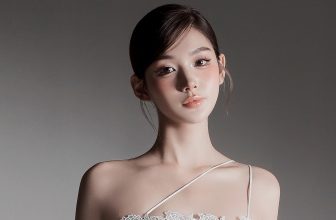 [🆕🇻🇳] Raffiné – Design Fashion House based in the metropolitan of Vietnam – Hanoi 👕 Top1Fashion 👗  /English Below/Bộ sưu tập 𝐇𝐀𝐑𝐌𝐎𝐍𝐘: 𝐖𝐇𝐄𝐑𝐄 𝐂𝐋𝐀𝐒𝐒𝐈𝐂 𝐌𝐄𝐄𝐓𝐒 𝐂𝐎𝐍𝐓𝐄𝐌𝐏𝐎𝐑𝐀𝐑𝐘 – “Nơi tính cổ điển gặp gỡ đương đại” tôn vinh mối liên kết đặc biệt giữa quá khứ và  , shares-643✔️ , likes-42K❤️️ , date-2023-10-07 12:46:52🇻🇳🇻🇳🇻🇳📰🆕