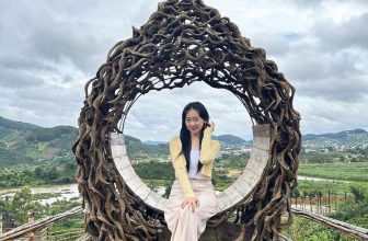 [☕️🇻🇳] Mê Linh Coffee Garden 🥤 Top1Coffee ☕️ Phải nói là ở 𝐌𝐞̂ 𝐋𝐢𝐧𝐡 𝐂𝐨𝐟𝐟𝐞𝐞 𝐆𝐚𝐫𝐝𝐞𝐧 Flex khách xinh mỗi ngày ko hết luôn đó trờiỞ bất cứ góc nào của nhà Mê Linh, các nàng c , shares-4✔️ , likes-31❤️️ , date-2023-10-15 13:55:09🇻🇳🇻🇳🇻🇳📰🆕