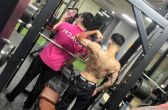 [🆕🇻🇳] A.C.E Private Gym – dịch vụ huấn luyện cá nhân chất lượng cao 🏋️ Top1Gym 💪 Khoe chút lưng quỷ để mọi người biết Long vẫn chăm chỉ tập luyệnCoach Sơn cùng em Long aka MCK khoe lưng để chứng minh không cần nhìn mặt cũng có thể bi , shares-1✔️ , likes-282❤️️ , date-2023-11-14 21:36:10🇻🇳🇻🇳🇻🇳📰🆕