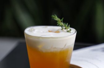 [☕️🇻🇳] The Comma coffee 🥤 Top1Coffee ☕️ Do you like coffee or tea?  ______
The Comma Coffee
21 Hoa Mai, phường 2, quận Phú Nhuận
Opening hour | 8:00 – 22:00
Online , shares-0✔️ , likes-7❤️️ , date-2023-11-29 17:47:14🇻🇳🇻🇳🇻🇳📰🆕