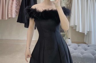 [🔑🇻🇳] WeDress cho thuê váy thiết kế, vintage, chụp ảnh cưới tại Hà Nội 🤝 Top1Rent 🔑   Mùa đông không lạnh vì chiếc váy lông
Chiếc váy lông bông đã về cho các nàng iu đi tiệc đi prom đây nha.
Nhóm săn thanh lí và  , shares-0✔️ , likes-7❤️️ , date-2023-12-01 16:30:41🇻🇳🇻🇳🇻🇳📰🆕