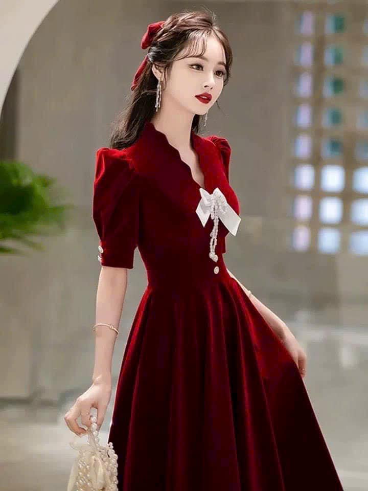 [🆕🇻🇳] Maika Clothes – Design For Baby Girl 😎❤️️⭐️ 𝑺𝒊𝒆̂𝒖 𝑷𝒉𝒂̂̉𝒎 – 𝑯𝒐𝒕 𝑯𝒐𝒕 𝑯𝒐𝒕
Đông sang rồi các Mẹ ơi, Chiếc váy nổi bật dài tay cho Bé điệu đà mà vẫn hợp thời tiết ạ.
Chất liệu: Váy Nhung có nhũ kim tuyế , shares-3✔️ , likes-33❤️️ , date-2023-11-27 14:05:34🇻🇳🇻🇳🇻🇳📰🆕