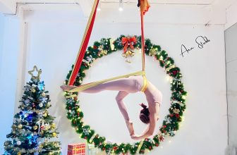 [🆕🇻🇳] Ann Studio – Aerial Yoga – YOGA | AERIAL | LYRA I SLING 🧘 Top1Yoga 🤸🏻‍♀️ Dân tổ lái
Xi nhan rẽ trái nhưng rẽ phải vào ANNAnn vẫn liên tục T.U.Y.Ể.N S.I.N.H các lớp dành cho người mới bắt đầu:
Lớp cộng đồng:  5h30-6h30 | 12- , shares-0✔️ , likes-6❤️️ , date-2023-12-12 21:07:48🇻🇳🇻🇳🇻🇳📰🆕