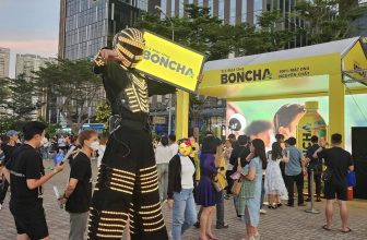 [🆕🇻🇳] Trà Mật Ong BONCHA – Thanh Mát Tự Nhiên, Vui Gắn Kết 🍻 Top1Drink 🥂  Có BON-BAE nào đang ở The Masked Singer Concert 2023 không nhỉ?
#BONCHA#THANHMATCUONTRAO#TRAMATONG
, shares-31✔️ , likes-131❤️️ , date-2023-12-15 22:57:16🇻🇳🇻🇳🇻🇳📰🆕