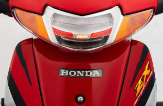 [🆕🇻🇳] ZHI.PAT – Trở thành Thương hiệu số 1 trong ngành sản xuất phụ tùng xe máy tại Việt Nam 🚗 Top1Go 🏍️  ZHI.PAT ZX110 – Thiết kế riêng cho sự bứt phá táo bạo đậm nét thể thao.   SPORTLINE ULTIMATE SERIES
Dòng sản phẩm đèn LED chuyên dùng cho xe Honda Wave Z , shares-106✔️ , likes-19K❤️️ , date-2023-12-17 18:04:49🇻🇳🇻🇳🇻🇳📰🆕