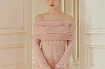 [🆕🇻🇳] P.H.Eberlly customers will be the most delicate girls 👕 Top1Fashion 👗  𝑺𝒊𝒓𝒊𝒆 𝑫𝒓𝒆𝒔𝒔 ngọt ngào nhưng vẫn mang nét quyến rũ , hiện đại .
Thiết kế len lông thỏ mềm mịn , co giãn thoải mái cùng chi tiết phối lông điệu đà cho nàng , shares-4✔️ , likes-27❤️️ , date-2023-12-21 18:54:18🇻🇳🇻🇳🇻🇳📰🆕