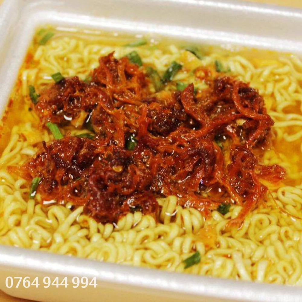 Mì tôm + Chanh + Khô bò
Mình thử chưa??
Mê lắm đấy nhé #khobo #khobocuchi #khobomieng