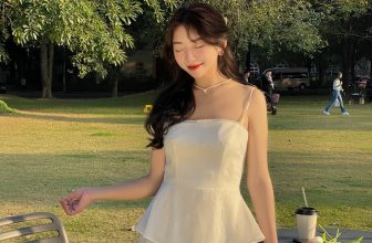 [🆕🇻🇳] Daphneé  – Towards elegance, tenderness, femininity but still posssesing high application 👕 Top1Fashion 👗  “𝑺𝒆𝒍𝒆𝒏𝒂 𝒅𝒓𝒆𝒔𝒔 – 𝑳𝒆𝒔 𝒃𝒆𝒂𝒖𝒕𝒆́ 𝒅𝒖 𝒑𝒓𝒊𝒏𝒕𝒆𝒎𝒑𝒔”
Selena dress mang hơi hướng thời trang cổ điển của thế kỷ trước với kiểu dáng váy peplum bắt nguồn từ trang phục  , shares-0✔️ , likes-5❤️️ , date-2023-12-19 15:55:49🇻🇳🇻🇳🇻🇳📰🆕