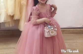 [🆕🇻🇳] Váy Công Chúa – Mẹ Thỏ Xinh – Váy công chúa thiết kế cao cấp cho bé gái 🧑‍🧒❤️️👶⭐️ Chiếc váy voan mềm đính ren hoa lấp lánh mặc lên ngọt ngào sang chảnh đáng yêu lắm ạ
Đủ #Màu Trắng, Kem, Hồng, Đỏ
Đủ #Size từ 8~40Kg (Size to đặt may 1-2 h , shares-0✔️ , likes-4❤️️ , date-2024-01-03 18:01:34🇻🇳🇻🇳🇻🇳📰🆕