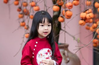 [🆕🇻🇳]  Phương Nguyễn Silk chuyên thiết kế áo dài trẻ em, áo dài mẹ & bé 🧑‍🧒❤️️👶⭐️ Cưng thật sự
______PNS______
Hotline: 0842327599
Website:  Inbox page để được tư vấn và đặt hàng nha!
𝗟𝗼𝘃𝗲, Áo dài Phương Nguyễn Silk
___________ , shares-0✔️ , likes-3❤️️ , date-2024-01-19 02:14:56🇻🇳🇻🇳🇻🇳📰🆕