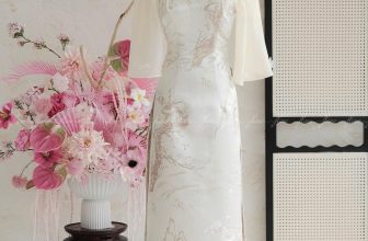 [🔑🇻🇳] L’amour Dress – Cho thuê váy thiết kế cao cấp 🤝 Top1Rent 🔑  Tà áo dài đẹp dịu dàng trong sắc xuân
Thiết kế mềm mại kết hợp taffeta và voan trên tone màu nude be nền nã sẽ khiến nàng yêu thích ngay cái nhìn đầu tiê , shares-1✔️ , likes-13❤️️ , date-2024-01-20 17:05:20🇻🇳🇻🇳🇻🇳📰🆕