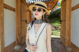 [🆕🇻🇳] LINN Design – “I want people to see the dress. but focus on the women” 👕 Top1Fashion 👗  Em có set này quý cô lắm nè các thiên thần ơii
Mặc đẹp thôi chưa đủ phải thanh lịch, khí chất
Và hút mắt người đối diện nữa ạaa
________________________ , shares-10✔️ , likes-199❤️️ , date-2024-05-14 00:17:59🇻🇳🇻🇳🇻🇳📰🆕