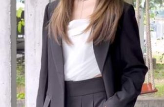 [🆕🇻🇳] Chemise by Zizichan – Vest, Blazer thiết kế được may thủ công 👕 Top1Fashion 👗  Nếu anh bị ốm thì báo y tếNếu anh vẫn ế….. thì hãy báo e!
, shares-0✔️ , likes-0❤️️ , date-2024-04-04 11:14:51🇻🇳🇻🇳🇻🇳📰🆕