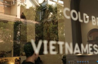 [☕️🇻🇳] The Comma coffee 🥤 Top1Coffee ☕️ Những ngày cuối cùng của năm đang dần trôi qua, 3 ngày cuối năm pha cafe chúng mình xin phép chỉ mở cửa từ 8:00 – 17:00, hẹn bạn , shares-0✔️ , likes-5❤️️ , date-2024-02-04 17:45:28🇻🇳🇻🇳🇻🇳📰🆕