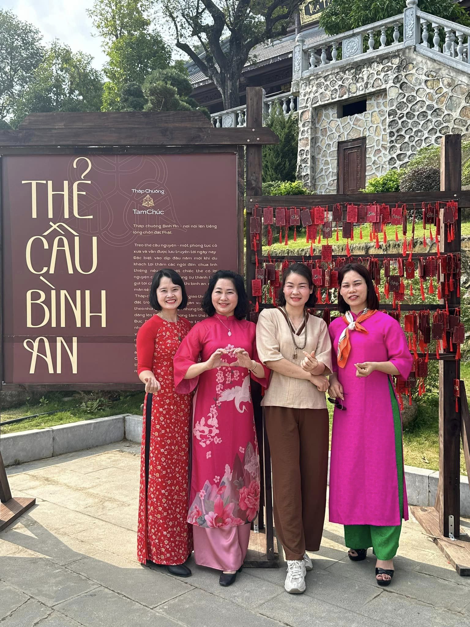 [☕️🇻🇳] Cham Cham Bakery – Coffee 🥤 Top1Coffee ☕️ KHÉP LẠI MỘT NGÀY NÔ NỨC ĐÔNG VUI TẠI CHÙA TAM CHÚC 

Hôm nay, không khí Tết vẫn còn ngập tràn ở khắp các nẻo đường về tới Tam C , shares-0✔️ , likes-20❤️️ , date-2024-02-17 02:49:12🇻🇳🇻🇳🇻🇳📰🆕