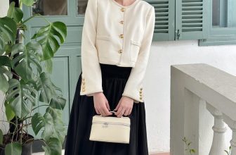 [🆕🇻🇳] H e s T i a 👕 Top1Fashion 👗  𝐅𝐞𝐞𝐝𝐛𝐚𝐜𝐤 𝐎𝐥𝐢𝐯𝐢𝐚 𝐉𝐚𝐜𝐤𝐞𝐭 & 𝐋𝐞́𝐚 𝐒𝐤𝐢𝐫𝐭  Hẹn hò bạn bè góc phố xá, quán cafe xinh xắn chụp những bức ảnh xinh. Sự thanh lịch từ áo tweed đơn giản và chân v , shares-4✔️ , likes-20❤️️ , date-2024-02-15 01:00:24🇻🇳🇻🇳🇻🇳📰🆕