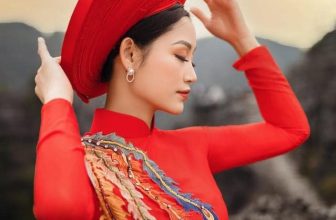 [🆕🇻🇳] Yoga Quỳnh Phạm – Chia sẻ kiến thức, kinh nghiệm luyện tập về yoga 🧘 Top1Yoga 🧘 Một chờ, hai đợi, ba trông  Hỏi người có định yêu không mà…..nhìn          Nhìn trời, nhìn đất, nhìn mây Thấy cô áo đỏ thì ra…. cô Quỳnh .
, shares-0✔️ , likes-804❤️️ , date-2024-02-11 14:51:46🇻🇳🇻🇳🇻🇳📰🆕