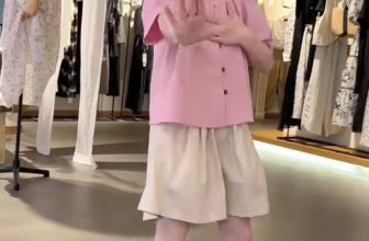 [🆕🇻🇳] Nhím Shop 🧑‍🧒❤️️👶⭐️ ĐƠN GIẢN NHƯNG XINH SANG LẮM NHA
– Bộ đũi cộc tay luôn là sự lựa chọn hàng đầu trong mùa hè cho bé của bạn
– Chất liệu đũi cao cấp nhất. Được các hãng lo , shares-1✔️ , likes-17❤️️ , date-2024-06-13 21:04:32🇻🇳🇻🇳🇻🇳📰🆕