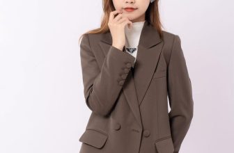 [🆕🇻🇳] Chemise by Zizichan – Vest, Blazer thiết kế được may thủ công 👕 Top1Fashion 👗  Sẽ có lúc bạn hiểu và nhận ra
Những thứ bạn chờ đợi sẽ không bao giờ đến
#Chemise #blazerthietke #blazerchemise #chemisebyzizichan #chemisestudio #minim , shares-0✔️ , likes-16❤️️ , date-2024-03-01 18:34:45🇻🇳🇻🇳🇻🇳📰🆕