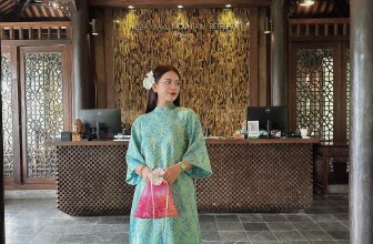 [🆕🇻🇳] Áo Dài Mẹ và Bé Kengin – Áo dài cho mẹ, cho bé, cho cả nhà mình 🧑‍🧒❤️️👶⭐️ |𝗔́𝗼 𝗱𝗮̀𝗶 𝗕𝗔̉𝗢 𝗦𝗔̆́𝗖 |“ 𝑵𝒉𝒂̂́𝒕 𝒄𝒉𝒊 𝒏𝒖̀𝒏𝒈 𝒅𝒊𝒆̂̃𝒎 𝒉𝒂́ 𝒃𝒐̂̀𝒏𝒈 𝒅𝒐𝒂𝒏𝒉
𝑿𝒖𝒂̂𝒏 𝒔𝒂̆́𝒄 𝒚𝒆̂𝒏 𝒏𝒉𝒊𝒆̂𝒏 đ𝒐̣̂𝒏𝒈 𝒍𝒖̣𝒄 𝒕𝒉𝒂̀𝒏𝒉 “
Là khi trời đất, cỏ cây thấm đẫm vị xuân , shares-3✔️ , likes-15❤️️ , date-2024-03-04 17:11:34🇻🇳🇻🇳🇻🇳📰🆕