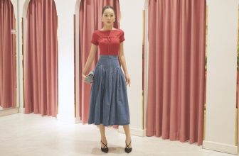 [🆕🇻🇳] ELISE – Định hướng phong cách thời trang👕 Top1Fashion 👗  𝗛𝗢𝗟𝗜𝗗𝗔𝗬 𝗦𝗔𝗟𝗘 | 𝗡𝗢𝗪 𝗜𝗡 𝗦𝗧𝗢𝗥𝗘Vẽ nên chân dung của những cô nàng hiện đại, tự tin, làm chủ phong cách mang chất riêng cho màu sắc cá tính của mình. Những th , shares-38✔️ , likes-272❤️️ , date-2024-04-16 20:02:10🇻🇳🇻🇳🇻🇳📰🆕