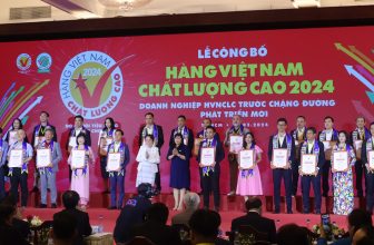 [🆕🇻🇳] Dh Foods – ❤ GIA VỊ TỰ NHIÊN – HÀNH TRÌNH ĐI KHẮP VIỆT NAM VÀ VƯƠN RA THẾ GIỚI ❤ 🍔 Top1Food 🍜  DH FOODS TIẾP TỤC NHẬN GIẢI THƯỞNG HÀNG VIỆT NAM CHẤT LƯỢNG CAO 2024Dh Foods vinh dự là 1 trong 529 doanh nghiệp Việt được vinh danh tại Lễ công bố HVN , shares-4✔️ , likes-62❤️️ , date-2024-03-15 01:00:18🇻🇳🇻🇳🇻🇳📰🆕