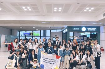 [🆕🇻🇳] Áo Dài Mẹ và Bé Kengin – Áo dài cho mẹ, cho bé, cho cả nhà mình 🧑‍🧒❤️️👶⭐️ Cần tìm những cánh tay muốn cùng lên chiếc thuyền KENGIN X DWEAR để làm hết sức, nhưng chơi cũng hết mình
𝐊𝐄𝐍𝐆𝐈𝐍 𝐕𝐈𝐄𝐓𝐍𝐀𝐌 𝐓𝐔𝐘𝐄̂̉𝐍 𝐆𝐀̂́𝐏:
–  𝟎𝟑 𝐍𝐇𝐀̂𝐍 𝐕𝐈𝐄̂𝐍 , shares-0✔️ , likes-9❤️️ , date-2024-03-11 14:59:02🇻🇳🇻🇳🇻🇳📰🆕