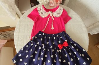 [🆕🇻🇳]  May mặc trẻ em Kidsky – Nơi gửi gắm niềm tin mua sắm của mẹ và bé 😎❤️️⭐️ 𝐌𝐢𝐦𝐢 𝐒𝐞𝐭
Set bộ áo phông xinh mix cùng chân váy xòe, với chất liệu thô Hàn mềm nhẹ mát mịn rất thích hợp cho bé diện cả mùa hè. Với tone màu tươi sáng nă , shares-0✔️ , likes-8❤️️ , date-2024-03-23 08:45:57🇻🇳🇻🇳🇻🇳📰🆕