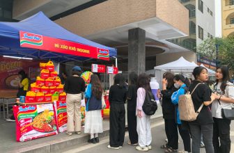 [🆕🇻🇳] Indomie Vietnam – Mì xào khô Indomie – Hương vị được yêu thích trên toàn thế giới! 🍔 Top1Food  🍜  Cùng nhìn lại những hình ảnh đáng nhớ của nhà tài trợ Indomie tại sự kiện Sea Of Hope TMU 2024.   Một mùa SOH nữa đã qua, cảm ơn các bạn sinh viên đã hỗ t , shares-4✔️ , likes-75❤️️ , date-2024-03-27 12:00:32🇻🇳🇻🇳🇻🇳📰🆕