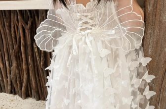 [🆕🇻🇳] ByAnAn – Thiết kế & Thời trang – Quần áo – Thương hiệu 🧑‍🧒❤️️👶⭐️ Gu công chúa của mẹ nào đây ạ  Thiết kế cánh bướm điệu đà, hai dây điều chỉnh được độ dài ngắn tuỳ  ý và quan trọng là rất mát mẻ Sản phẩm có size từ 1-7 ( , shares-0✔️ , likes-1❤️️ , date-2024-04-10 01:19:57🇻🇳🇻🇳🇻🇳📰🆕