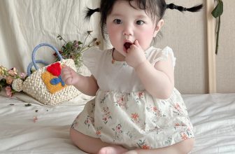 [🆕🇻🇳] Puppy Kids – Cửa hàng quần áo cho bé tại Hà Nội 😎❤️️⭐️ 𝐒𝐡𝐨𝐩𝐞𝐞:
𝐋𝐚𝐳𝐚𝐝𝐚: c
𝐒𝐢𝐳𝐞 𝟓-𝟏𝟒𝐤𝐠, Puppy gom sale với giá váy #205k, romper #195k
Mùa hè nhìn thấy hoa là đã mắt
Mấy đồ hoa này thường là vải thô cotton, k , shares-1✔️ , likes-2❤️️ , date-2024-03-25 13:55:36🇻🇳🇻🇳🇻🇳📰🆕