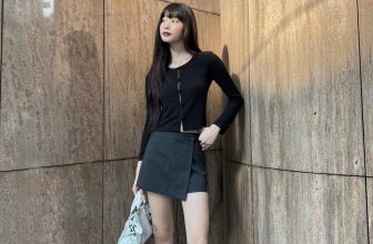 [🆕🇻🇳] LIBÉ – Quần áo (Thương hiệu) 👕 Top1Fashion 👗  .•° ♡ Cảm ơn ảnh feedback siêu xinh từ @katiee.ne trong trang phục của 𝗟𝗜𝗕𝗘𝗪𝗢𝗥𝗞𝗦𝗛𝗢𝗣 ♡ °•.☆ Chi tiết sản phẩm:
𝗕𝗹𝗮𝗰𝗸 𝗖𝗼𝗺𝗳𝘆 𝗖𝘂𝘁 𝗢𝘂𝘁 𝗟𝗼𝗻𝗴 𝗦𝗹𝗲𝗲𝘃𝗲 𝗧𝗼𝗽
Size S , shares-1✔️ , likes-33❤️️ , date-2024-03-30 22:08:43🇻🇳🇻🇳🇻🇳📰🆕