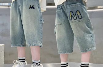 [🆕🇻🇳] Bon Bon Kids – Thời Trang Nhí 🧑‍🧒❤️️👶⭐️ QUẦN JEAN NGỐ M CHO BÉ TRAI
Quần jean form short ngố. Mix đồ đi học đi chơi đều đẹp
Thiết kế dáng lửng khoẻ khoắn dễ mặc
S a I e cực rẻ + miễn ship cho , shares-6✔️ , likes-21K❤️️ , date-2024-03-30 19:35:41🇻🇳🇻🇳🇻🇳📰🆕