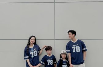 [🆕🇻🇳] STORE 1993 – Thời trang gia đình- Thời trang mẹ bé 👕 Top1Fashion 👗  Mùa hè đi du lịch là không thể thiếu áo thun nha các tình iu, set áo thun gia đình mới nhất của #STORE1993 đã có rùi nha
Chất liệu cotton 100%, thấm hút m , shares-7✔️ , likes-112❤️️ , date-2024-04-05 20:02:33🇻🇳🇻🇳🇻🇳📰🆕