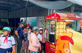 [🆕🇻🇳] Hệ Thống Bánh Mì Lâm Vũ 🍔 Top1Food 🍜  HOT HOT HOT: ĐẠI LÝ TRẦN ANH Ở TIỀN GIANG KHAI TRƯƠNG ĐIỂM BÁN THỨ 3
Kinh doanh không cần lớn … chỉ cần “trộm vía” như đại lý 2934+ tại Trường Tiểu học , shares-0✔️ , likes-13❤️️ , date-2024-04-07 04:50:23🇻🇳🇻🇳🇻🇳📰🆕