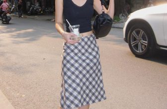 [🆕🇻🇳] LIBÉ – Quần áo (Thương hiệu) 👕 Top1Fashion 👗  .•° ♡ Cảm ơn ảnh feedback siêu xinh từ @wynnocc trong trang phục của 𝗟𝗜𝗕𝗘𝗪𝗢𝗥𝗞𝗦𝗛𝗢𝗣 ♡ °•.☆ Chi tiết sản phẩm:
𝗧𝗮𝗿𝘁𝗮𝗻 𝗠𝗶𝗱-𝗟𝗲𝗻𝗴𝘁𝗵 𝗦𝗸𝗶𝗿𝘁
Size S, M, L, XL. P , shares-4✔️ , likes-103❤️️ , date-2024-04-06 01:02:40🇻🇳🇻🇳🇻🇳📰🆕