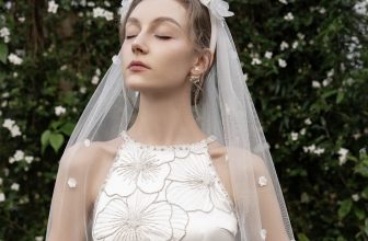 [🆕🇻🇳] 21Six – ME & MY STYLE 👕 Top1Fashion 👗  𝐀𝐧𝐞𝐦𝐨𝐧𝐞 𝐜𝐫𝐲𝐬𝐭𝐚𝐥𝐬 𝐚𝐨 𝐝𝐚𝐢 & 𝐕𝐞𝐥𝐯𝐞𝐭 𝐥𝐚𝐜𝐞 𝐚𝐨 𝐝𝐚𝐢 | Gợi ý thiết kế áo dài đính hôn ngọt ngào, quyến rũ cho cô dâuCác cô dâu luôn mong muốn xuất hiện với hình  , shares-4✔️ , likes-22❤️️ , date-2024-04-11 19:26:44🇻🇳🇻🇳🇻🇳📰🆕