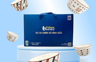 [🆕🇻🇳] OEM Group – Sản Xuất Quà Tặng Doanh Nghiệp Trọn Gói 👨‍🔧   OEM Group x VitaDairy
Tadaa, trình làng bộ chén gấu nâu mới lạ vừa vui nhộn lại gần gũi với các bé khi dùng bữa mỗi ngày. Với bộ quà tặng khuyến mãi lần , shares-0✔️ , likes-14❤️️ , date-2024-04-07 21:02:51🇻🇳🇻🇳🇻🇳📰🆕