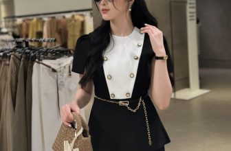 [🆕🇻🇳] The MAGNOLIA 👕 Top1Fashion 👗  | 𝑹𝑰𝑵𝑨 𝑻𝒐𝒑 |
Sử dụng gam màu đơn sắc là trắng và đen, The MAGNOLIA không đưa đến sự nhạt nhoà mà bù lại “thổi hồn” vào 𝑹𝑰𝑵𝑨 𝑻𝒐𝒑 với điểm nhấn cả về kiểu  , shares-2✔️ , likes-49❤️️ , date-2024-04-14 14:44:44🇻🇳🇻🇳🇻🇳📰🆕