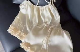 [🆕🇻🇳] ByAnAn – Thiết kế & Thời trang – Quần áo – Thương hiệu 🧑‍🧒❤️️👶⭐️ 𝐍𝐚̂𝐧𝐠 𝐧𝐢𝐮 𝐠𝐢𝐚̂́𝐜 𝐧𝐠𝐮̉ 𝐯𝐨̛́𝐢 𝐬𝐞𝐭 𝐥𝐮̣𝐚 𝐧𝐡𝐚̀ 𝐁𝐲𝐀𝐧𝐀𝐧 Đi ngủ cũng phải xinh  Chất liệu: lụa cao cấp
Màu: be
Bảng size: 1-7 | M/L
——————————————————
𝓑𝔂𝓐𝓷𝓐𝓷
Sho , shares-0✔️ , likes-0❤️️ , date-2024-04-12 03:56:32🇻🇳🇻🇳🇻🇳📰🆕