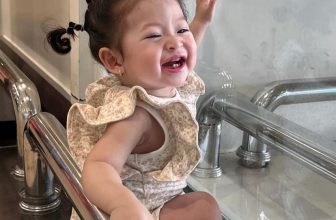 [🆕🇻🇳] THE OFFICIAL MACRO & MICRO BABIES CLOTHES 😎❤️️⭐️ Little baby girls
Những cô gái bé nhỏ Được dịch từ Tiếng Anh
, shares-6✔️ , likes-98❤️️ , date-2024-05-18 09:32:00🇻🇳🇻🇳🇻🇳📰🆕