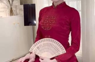 [🆕🇻🇳] Lasami Bridal – Váy cưới Hà Nội 🤵🏻 Top1Wedding 👰🏻  Nụ cười nàng giờ là nắng cho chàng thêm bao mơ màng
Vội đem yêu thương phải chăng đã lỡ vấn vương mây ngàn
Áo Dài LASAMI Bridal
, shares-0✔️ , likes-2❤️️ , date-2024-04-21 04:31:27🇻🇳🇻🇳🇻🇳📰🆕