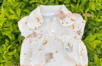 [🆕🇻🇳] ChangNhi Kids 🧑‍🧒❤️️👶⭐️ Body suit tặng kèm tuban cho bé
Chất liệu Xô Muslin, khuy bấm
Từ 0-2 tuổi
Ib đặt hàng
, shares-0✔️ , likes-1❤️️ , date-2024-04-14 15:36:41🇻🇳🇻🇳🇻🇳📰🆕