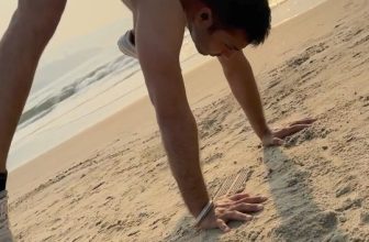 [🆕🇻🇳] Bharat Singh 🧘 Top1Yoga 🤸🏻‍♀️ workout on Danang Beach, love to stay fit   #workout #outdoorworkout #practice @highlight, shares-2✔️ , likes-205❤️️ , date-2024-04-30 00:10:40🇻🇳🇻🇳🇻🇳📰🆕