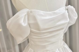 [🆕🇻🇳] Xưởng Váy Sweetie 🤵🏻 Top1Wedding 👰🏻  Chiếc mini dress với năng lượng nữ tính nhưng không kém phần kiêu kì hiện đại
___________________________________
𝐗𝐔̛𝐎̛̉𝐍𝐆 𝐕𝐀́𝐘 𝐒𝐖𝐄𝐄𝐓𝐈𝐄 – Ai cũng có the , shares-1✔️ , likes-19❤️️ , date-2024-05-24 18:30:53🇻🇳🇻🇳🇻🇳📰🆕