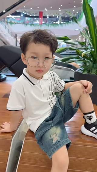 [💼🇻🇳] Tuyển Dụng TokyoLife  👁 Top1Jobs👥 Trăm lối đi, một lối về,
Lối về đẹp nhất là về TokyoLife
TokyoLife mở tuyển job Trưởng nhóm Logistics mới toanh, bạn đã hay t , shares-0✔️ , likes-2❤️️ , date-2024-06-30 04:00:08🇻🇳🇻🇳🇻🇳📰🆕