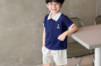[🆕🇻🇳] FBaby Store – Thời Trang Trẻ Em Thiết Kế Cao Cấp 😎❤️️⭐️ SET POLO THÊU HÌNH GẤU
– Phong cách lịch sự – năng động nhưng vẫn đáng yêu với thiết kế áo polo kèm điểm nhấn hình thêu gấu
– Bé diện đi học hay đi chơi , shares-0✔️ , likes-5❤️️ , date-2024-04-21 21:41:53🇻🇳🇻🇳🇻🇳📰🆕
