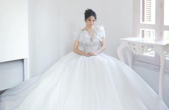 [🆕🇻🇳] TRIEU CUONG STUDIO 🤵🏻 Top1Wedding 👰🏻  Những bộ váy của thương hiệu 𝐙𝐨𝐞 𝐁𝐫𝐢𝐝𝐚𝐥 x 𝐓𝐫𝐢𝐞𝐮 𝐂𝐮𝐨𝐧𝐠 𝐒𝐭𝐮𝐝𝐢𝐨 luôn luôn được đầu tư tâm huyết, đặt trọn tâm tư tình cảm chỉ để giúp nàng tìm ra vẻ đẹp đích  , shares-0✔️ , likes-3❤️️ , date-2024-05-06 19:40:33🇻🇳🇻🇳🇻🇳📰🆕